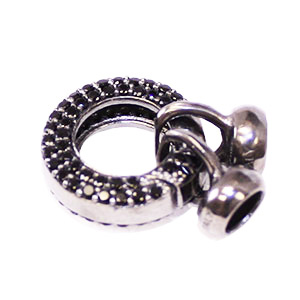 Round Spring Ring with Cups Black CZ Stones